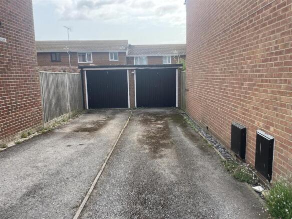 Garage.jpeg