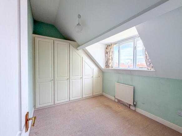 2 bed Terraced for sale Image 5