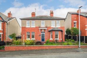 19 Cefn Y Mor, Dingle Hill, Colwyn Bay LL29 7SW