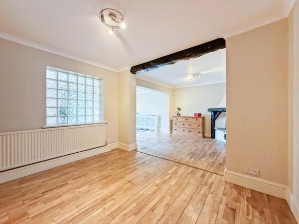 House in Wokingham - More