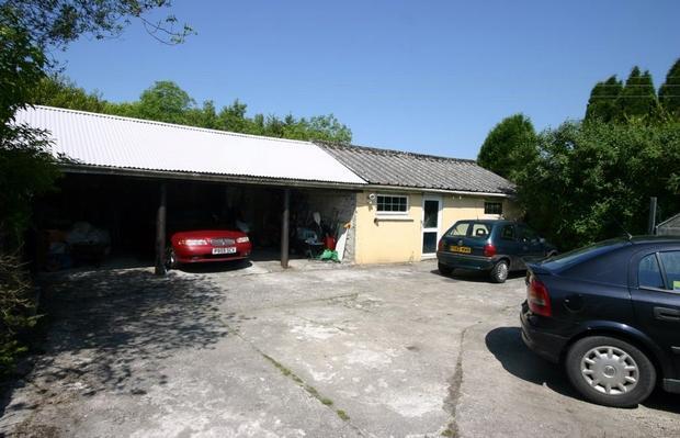 Photo 4