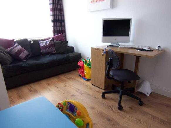 Photo 6