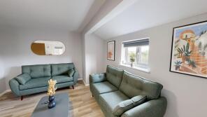 1d, Russell Street, Nottingham NG7 4FL