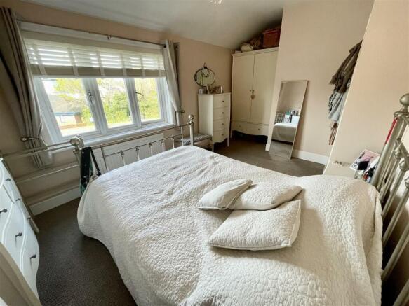 bed1b.jpg