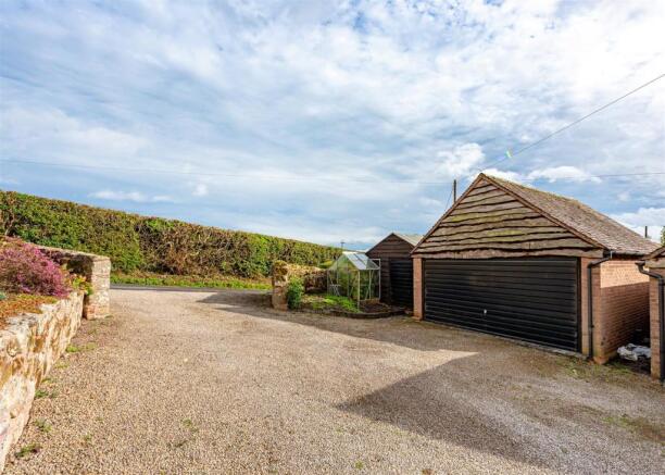 East Mill Cottage-garage1.jpg