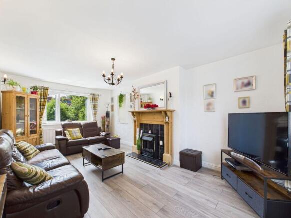 3 bed Detached for sale Image 5