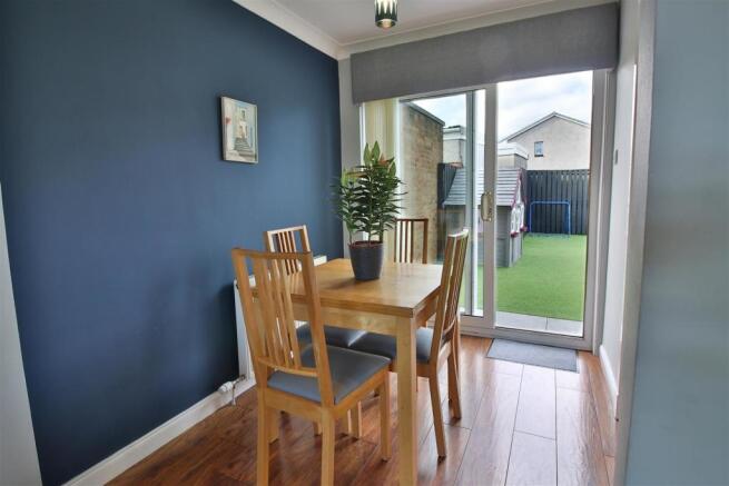 NairnCres_DiningRoom_1.jpg
