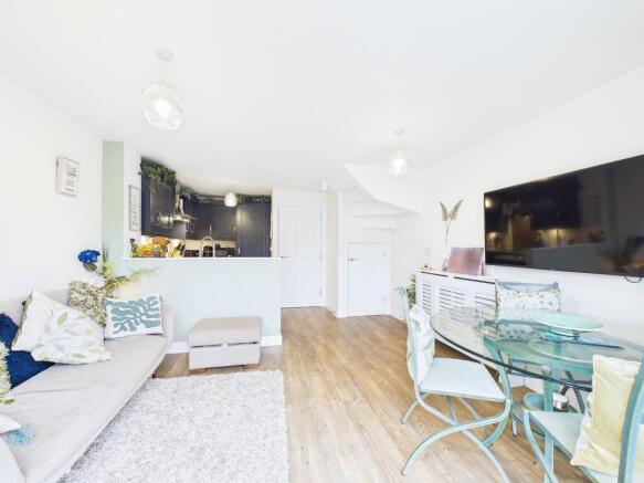 Kitchen/Living Area