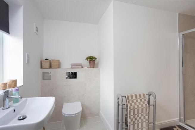 3 bed House for sale Image 10