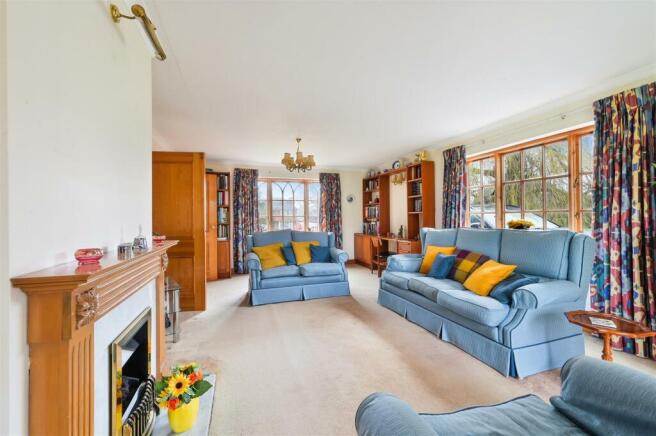 SOUTH CLOSE GREEN (10).jpg