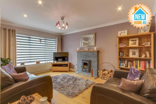 LOUNGE: