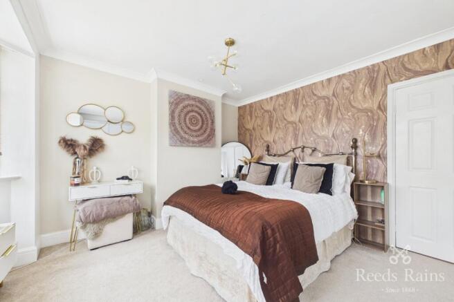 3 bed Semi-Detached for sale Image 9