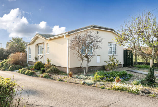 1432372-6-69bc2f8...