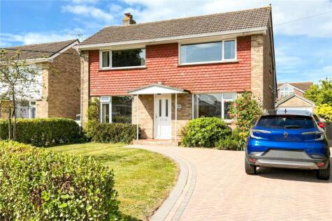Keysworth Avenue, Barton on Sea, New Milton, Hampshire, BH25