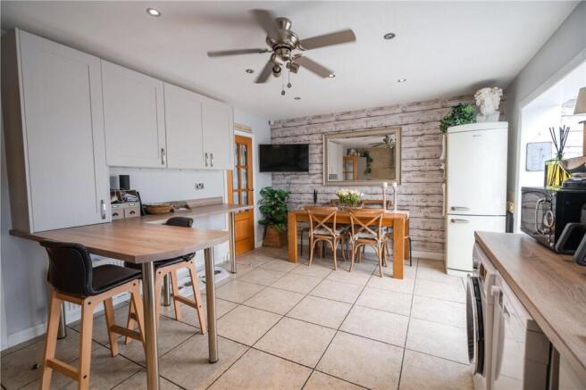 Kitchen-Diner (2)