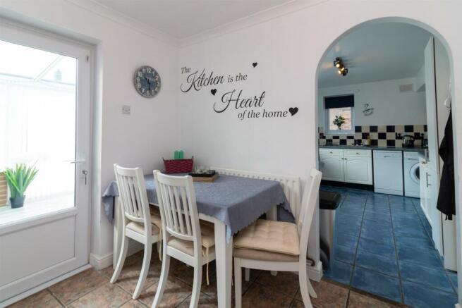 dining room.jpg