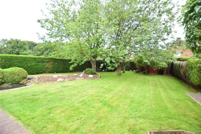 Garden (3)