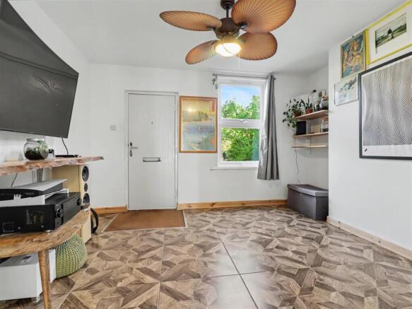 Sitting/Dining Room