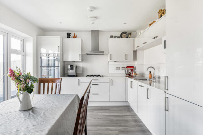Kitchen/Dinng Room