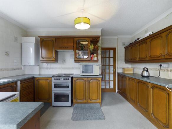 Kitchen Area.jpg
