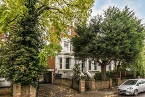 Flat 6, 10, Trinity Crescent, London SW17 7AE