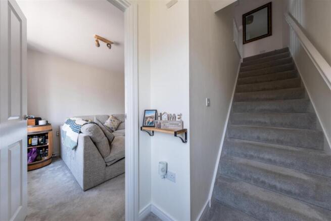 15 Hazelhurst Way-011.jpg