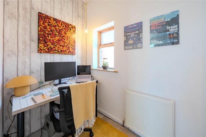 2 bed Terraced for sale Image 11