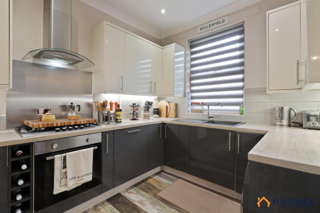 4 bed Semi-Detached for sale Image 12