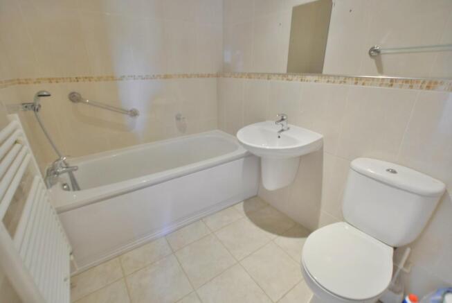 Photo 8