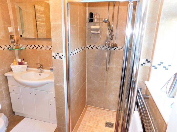 EN-SUITE 2 