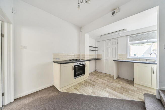 2 bed Terraced for sale Image 5