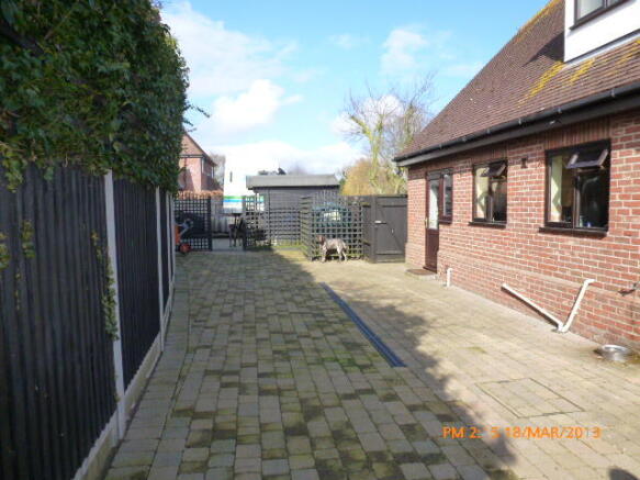 Photo 13