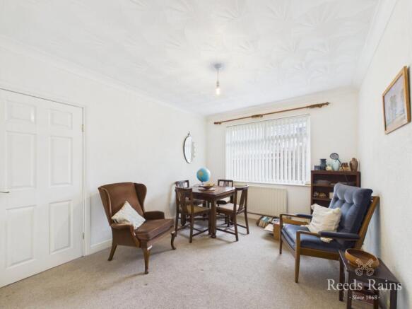 3 bed Bungalow for sale Image 8
