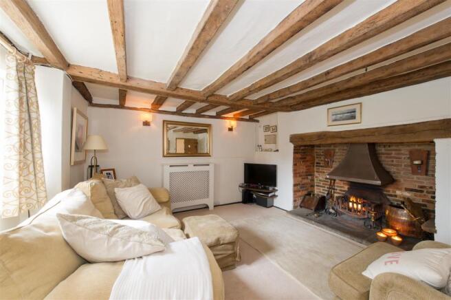 house. estate agency Dunsfold sitting room