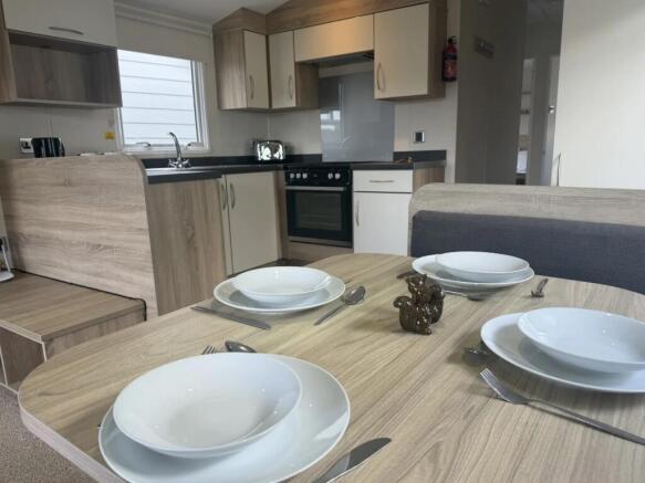 2018 BK Bluebird Lymington, Chichester Lakeside Holiday Park, Vinnetrow Road, Chichester, West Sussex, PO20 1QH photo 4