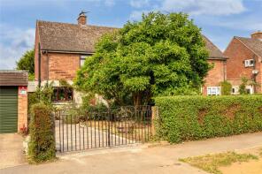 58, Bush Close, Toddington LU5 6EF