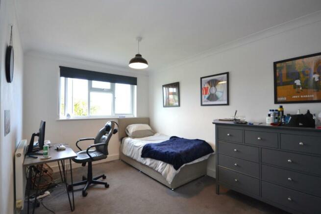 7 BC BEDROOM 2.JPG