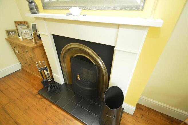 Dining/Sitting Room