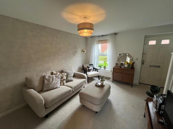 Lounge feature