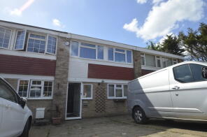 9, Gleneagles Close, Staines-upon-thames TW19 7PD