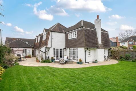 Forest Road, Effingham Junction, KT24