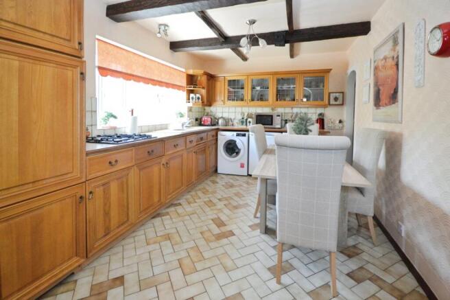 Kitchen/Dining Room