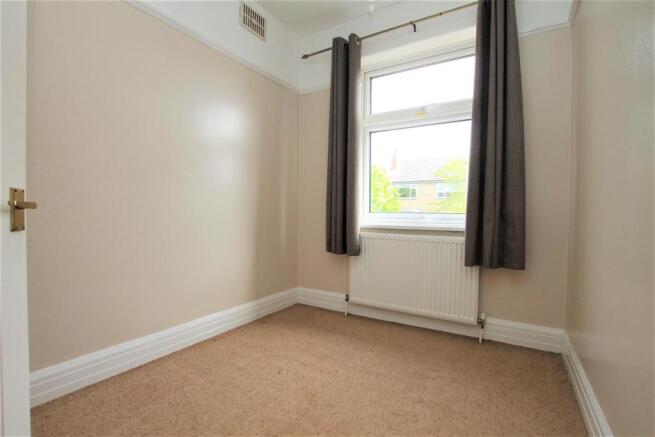 19 Rydal Road bed 3a.JPG