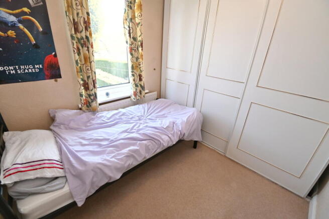 3 bed Semi-Detached for sale Image 12