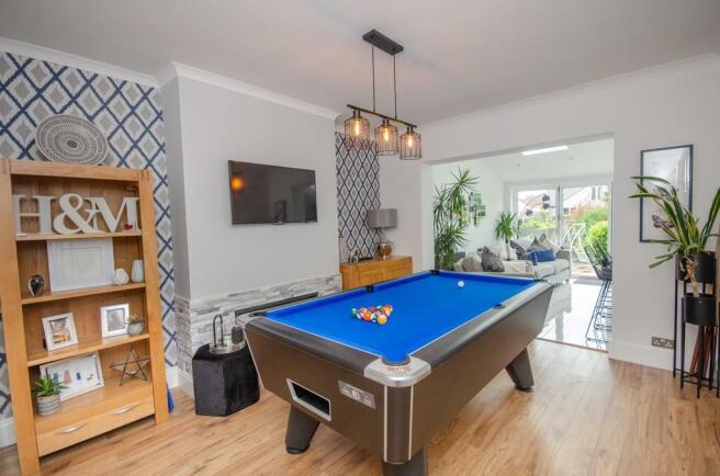 Dining room.jpg