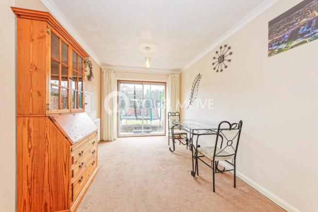 Lounge/Dining Room