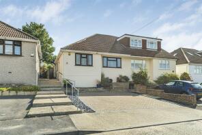 12, Castlefields, Istead Rise, Gravesend DA13 9EJ