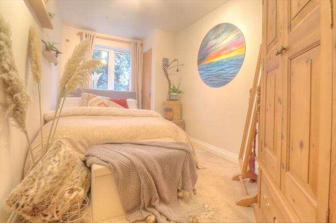 Bed2