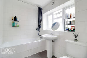 12, Hillside Grove, London N14 6HE