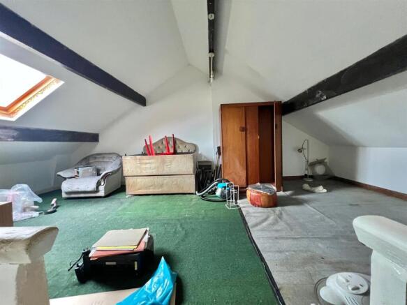 2 bed Terraced for sale Image 7